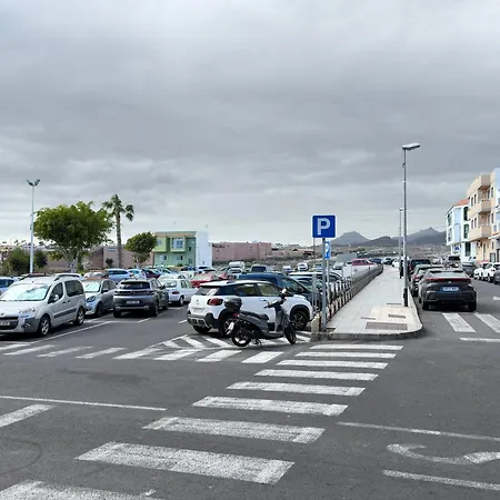 De Lujo En Abrigos Apartament *